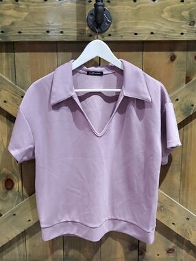 Tart Lavender V-Neck Short Sleeve Polo Top Casual Minimalist Lounge Relax Boxy